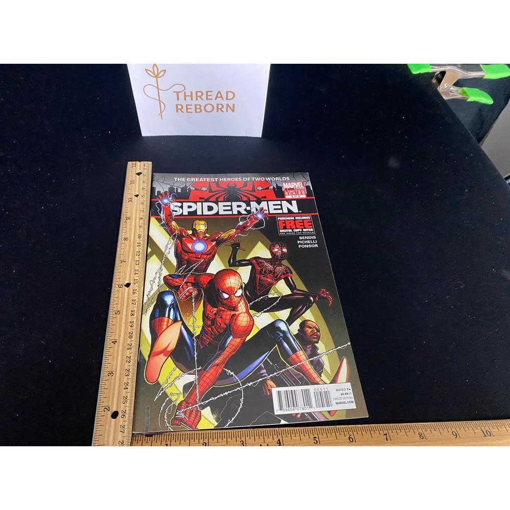 Marvel Spider-Men Comic Book Peter Parker Miles Morales 2012 Series